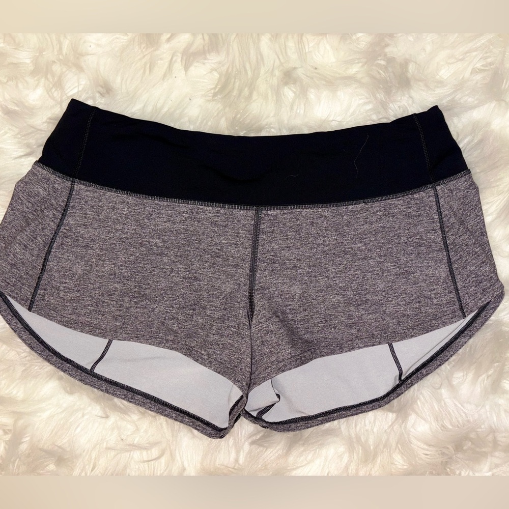 Speed Up Low-Rise Lined Short 2.5", Heather Lux Multi Black/Black